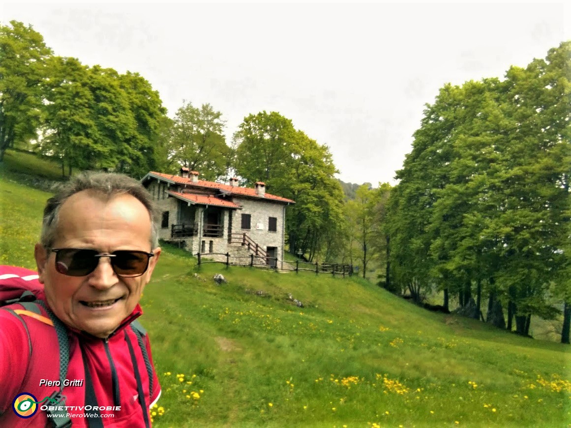 05 Al Rif. G.E.S.P. ai Foppi (1150 m).jpg
